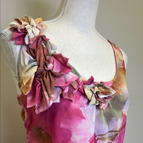 Floral Pink Sleeveless Top - Picture 2 of 6